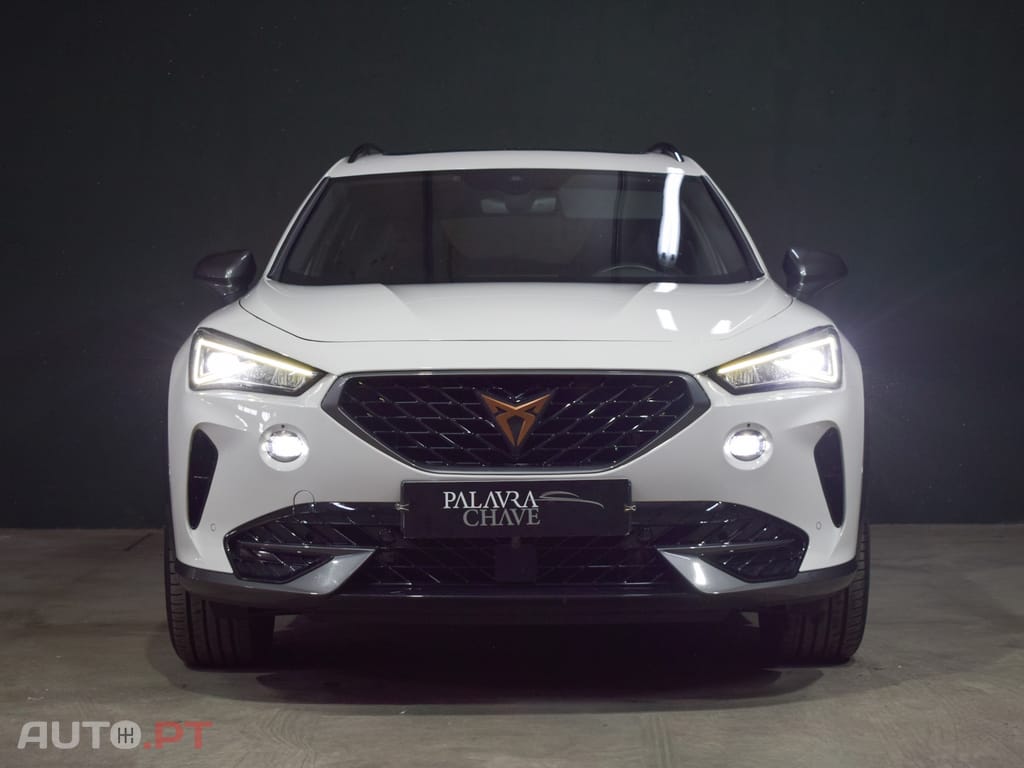 Cupra Formentor 1.4 Hybrid -Teto Panoramico e de abrir
