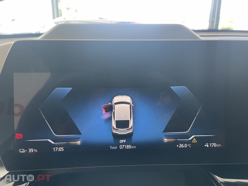 BMW iX2 eDrive20 Edição Desportiva M