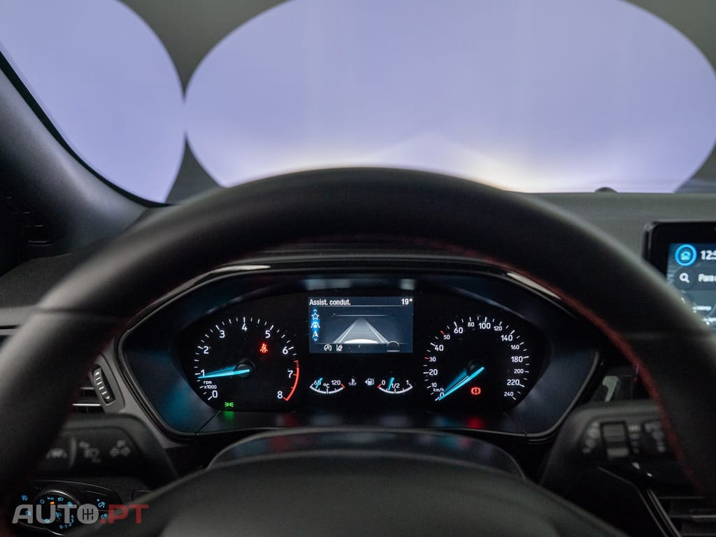 Ford Focus 1.0 EcoBoost MHEV ST-Line