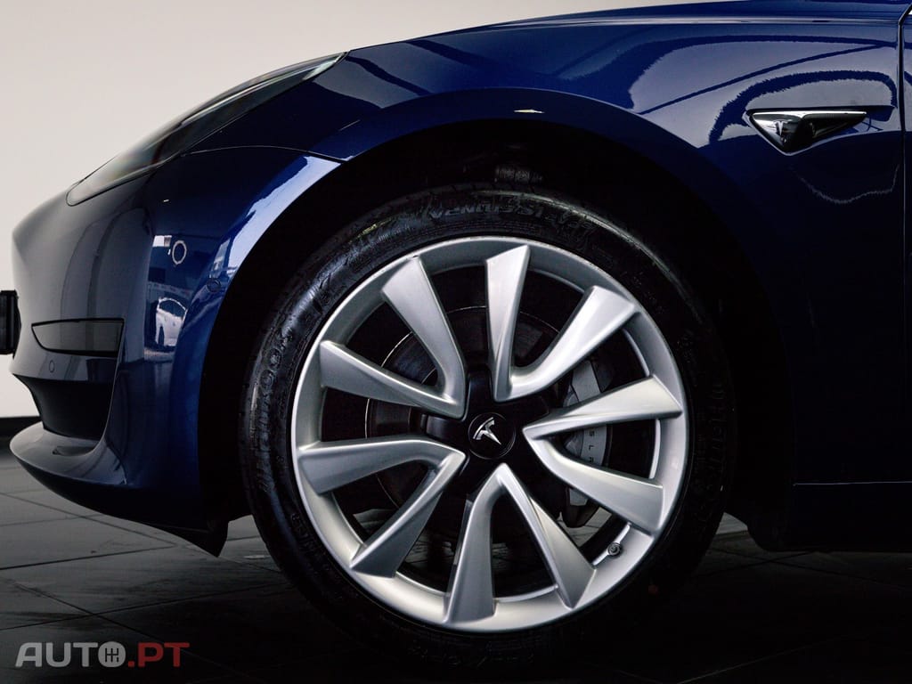 Tesla Model 3 Standard RWD Plus