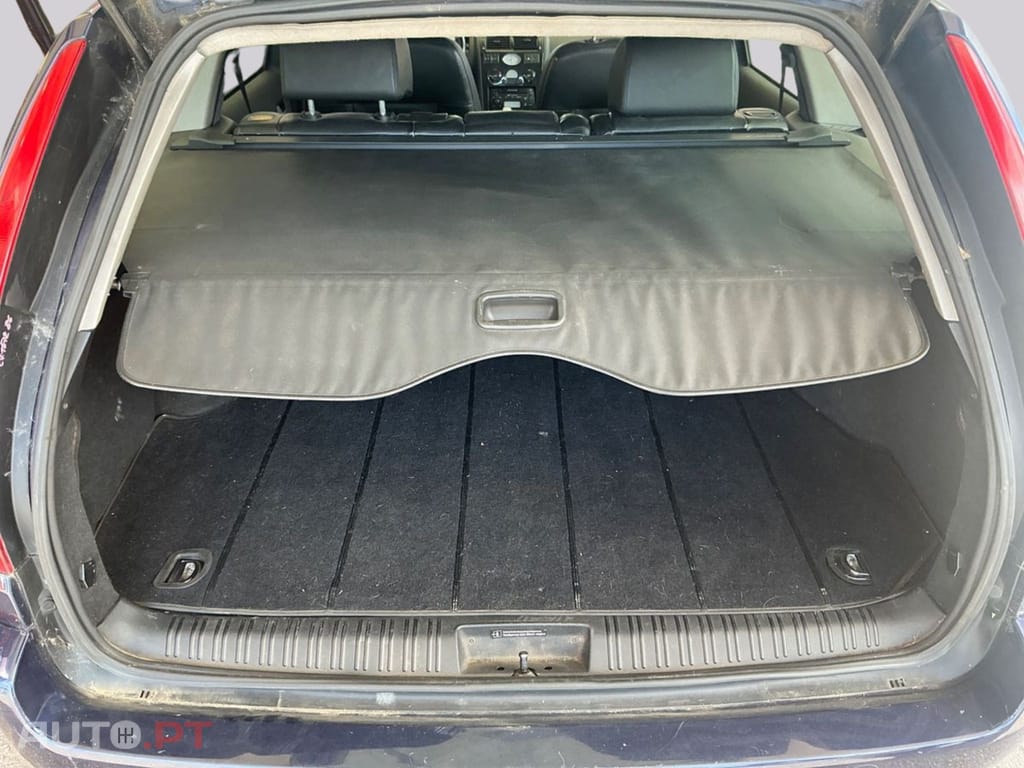 Ford Mondeo 2.0 DI TD Ghia
