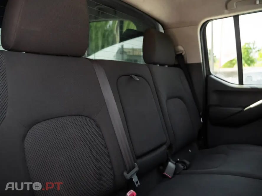 Nissan Navara 2.5 dCi CD Pilot Hi-Tech