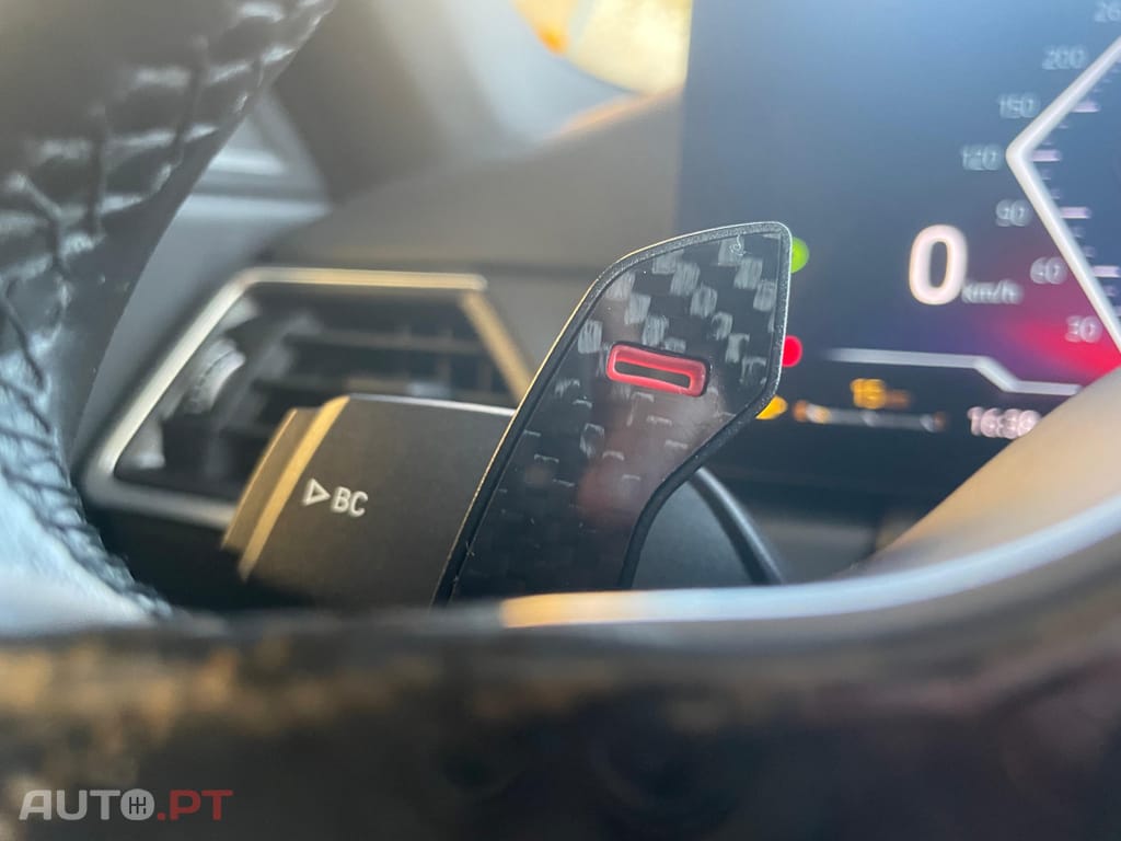 BMW 218 i Pack Desportivo M Auto