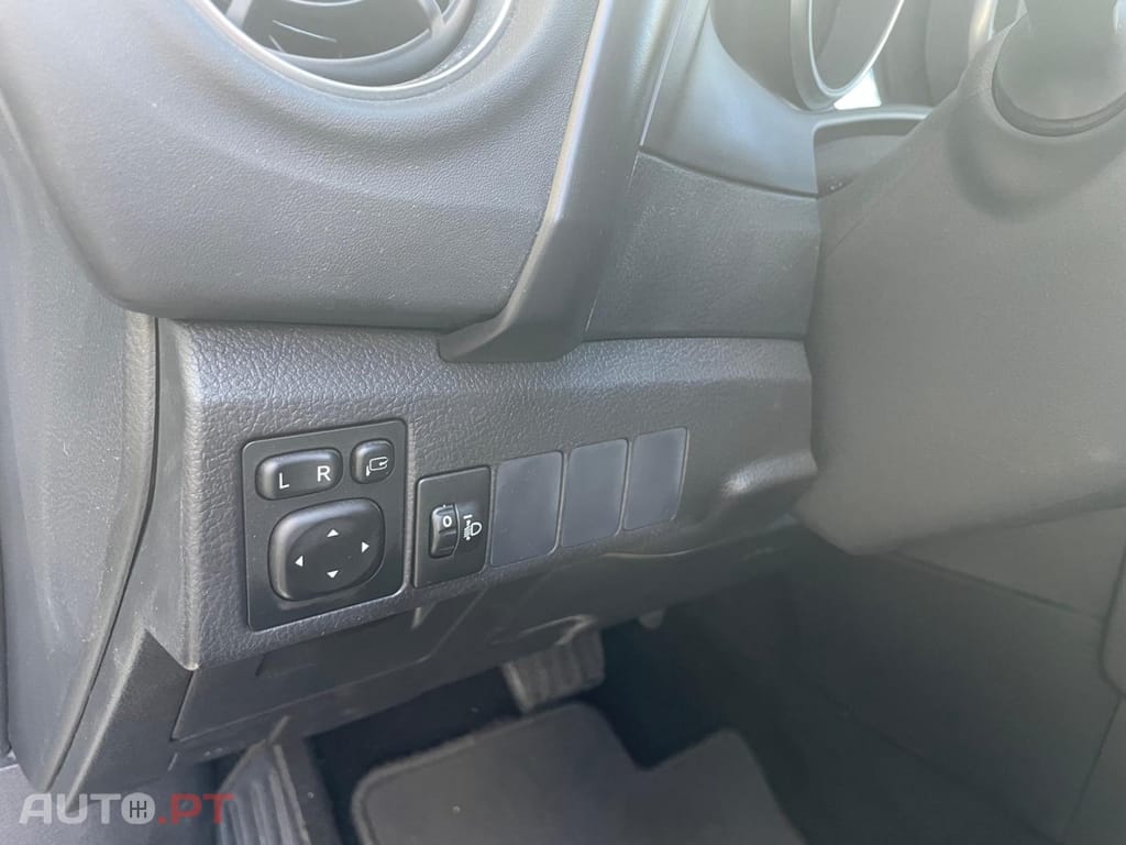 Toyota Auris 1.8 HSD Comfort +P.Techno+P.Sport