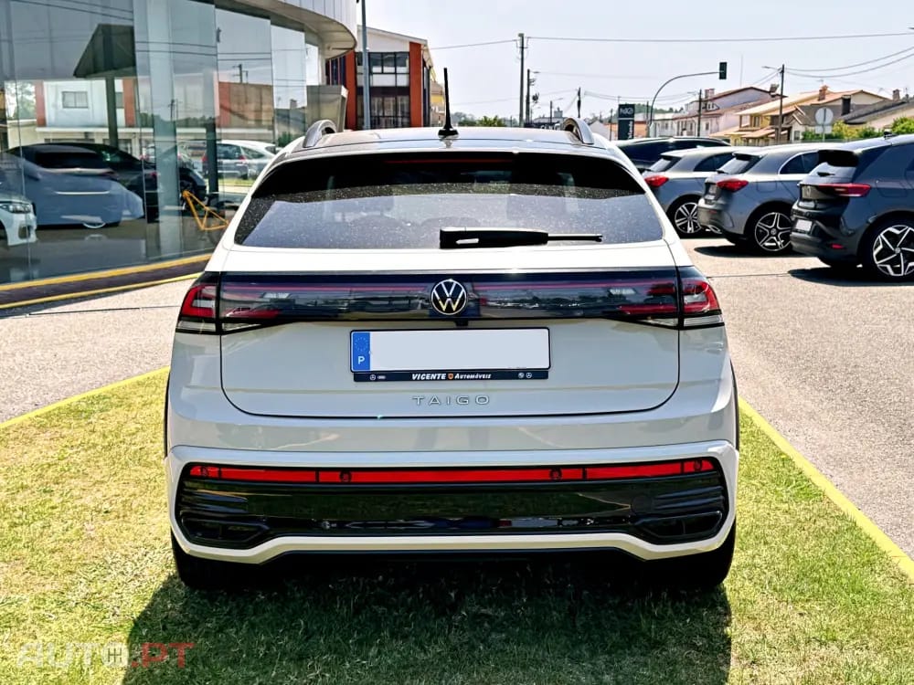 Volkswagen Taigo 1.0 TSI R-Line DSG
