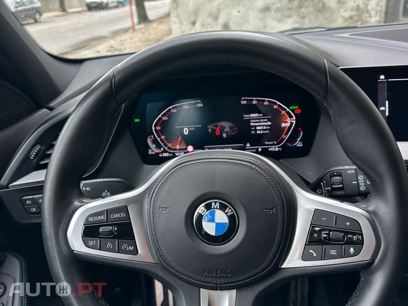 BMW 116 d Pack Desportivo M