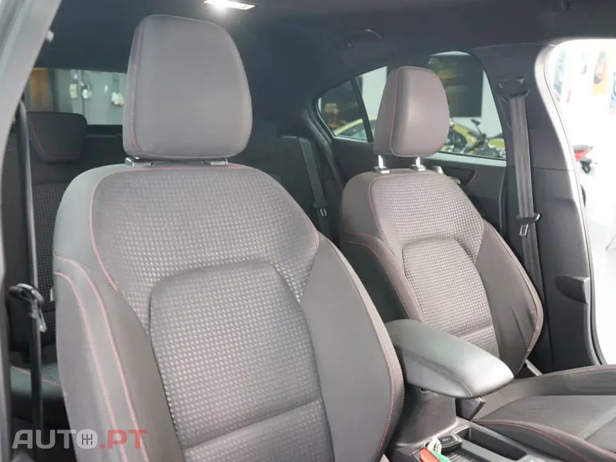 Ford Focus 1.5 TDCi EcoBlue ST-Line