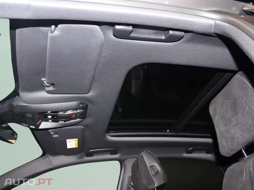 DS DS7 E-Tense 4x4 Performance Line +