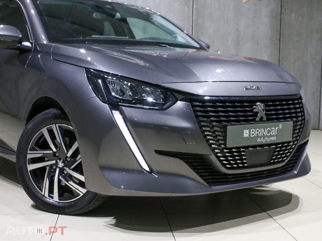 Peugeot 208 1.2 PureTech Allure EAT8