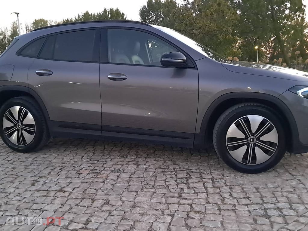 Mercedes-Benz EQA 250+ Premium
