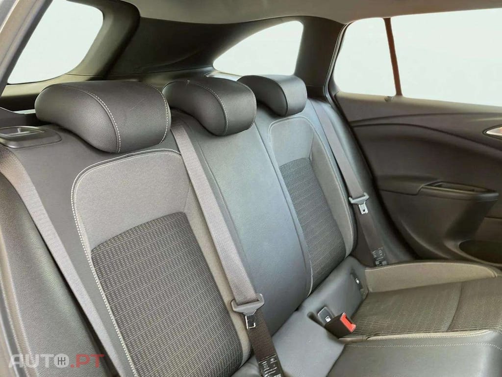 Opel Astra Sports Tourer 1.2 T GS Line S/S