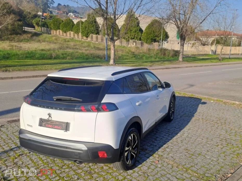 Peugeot 2008 1.5 BlueHDi Allure Pack