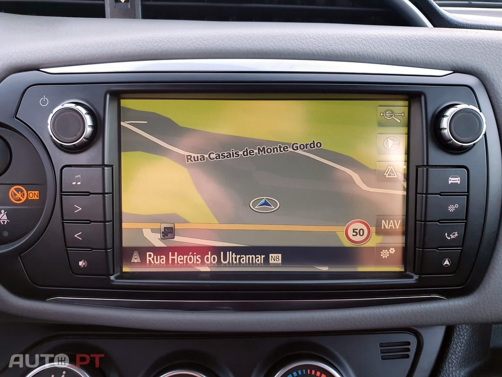 Toyota Yaris 1.0 VVT-i Comfort+Pack Style+Pack Techno+Navi