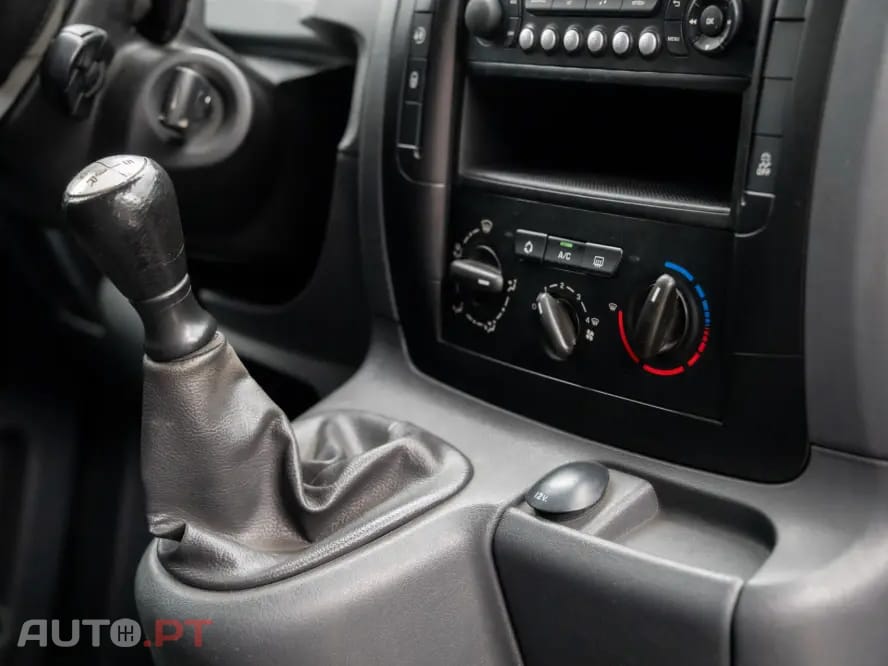 Citroen Jumpy 1.6 HDi L2H1 Semi-Vidrada