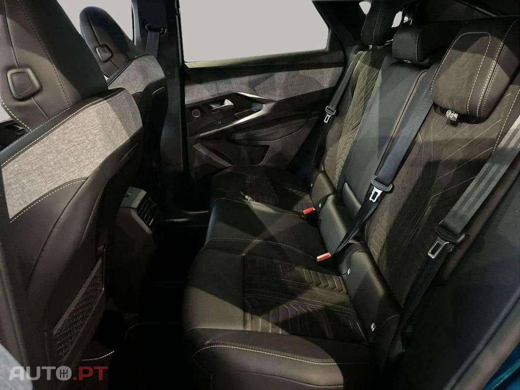 Peugeot E-3008 GT I.V.A DEDUTÍVEL 