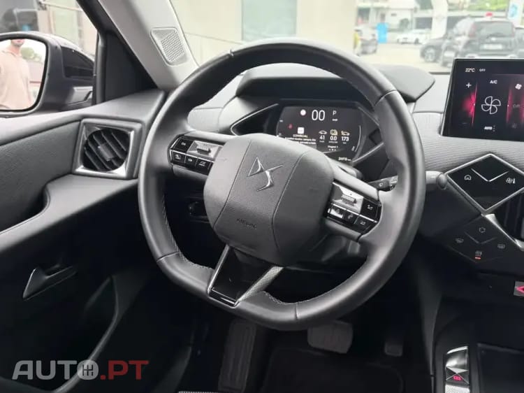 DS DS3 Crossback E-Tense Bastille