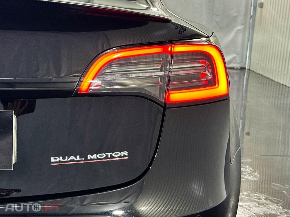 Tesla Model 3 Performance Dual Motor AWD