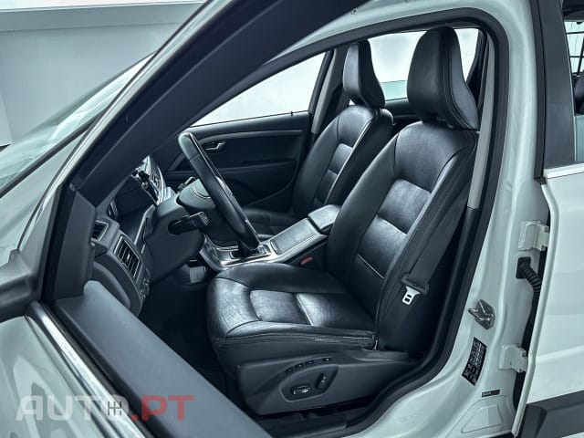 Volvo XC70 2.0 D4 181cv