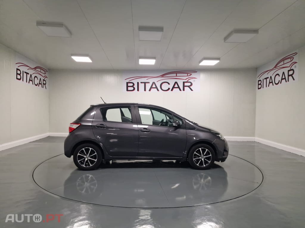 Toyota Yaris 1.5 HSD Comfort
