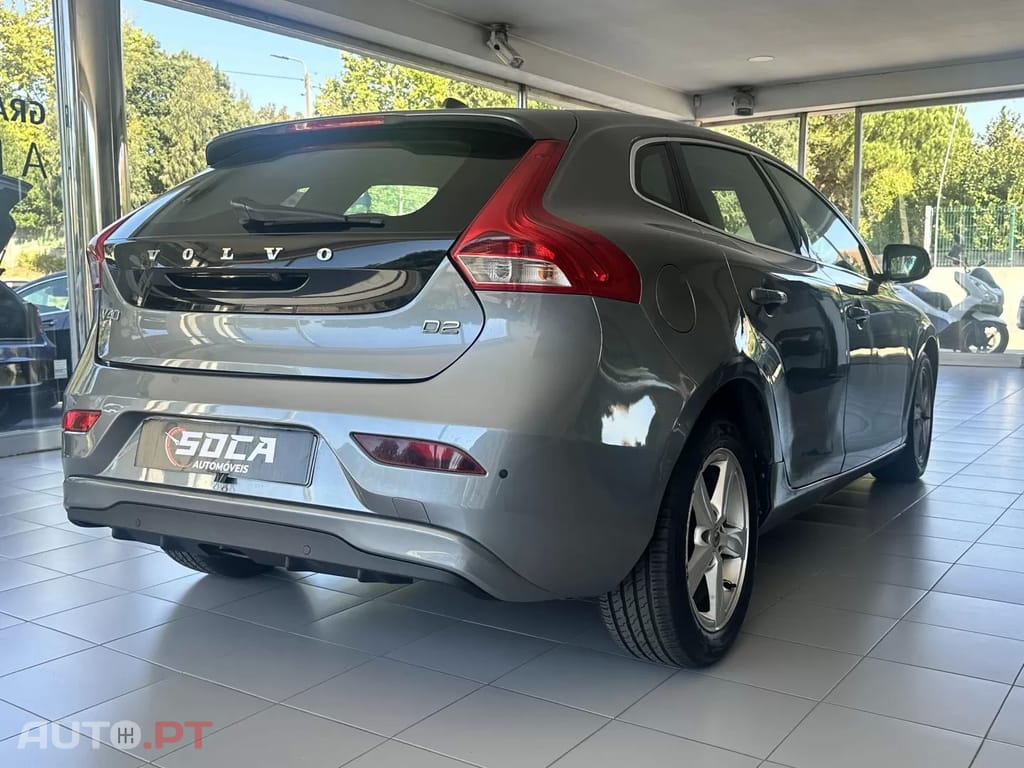 Volvo V40 1.6 D2 Momentum Eco