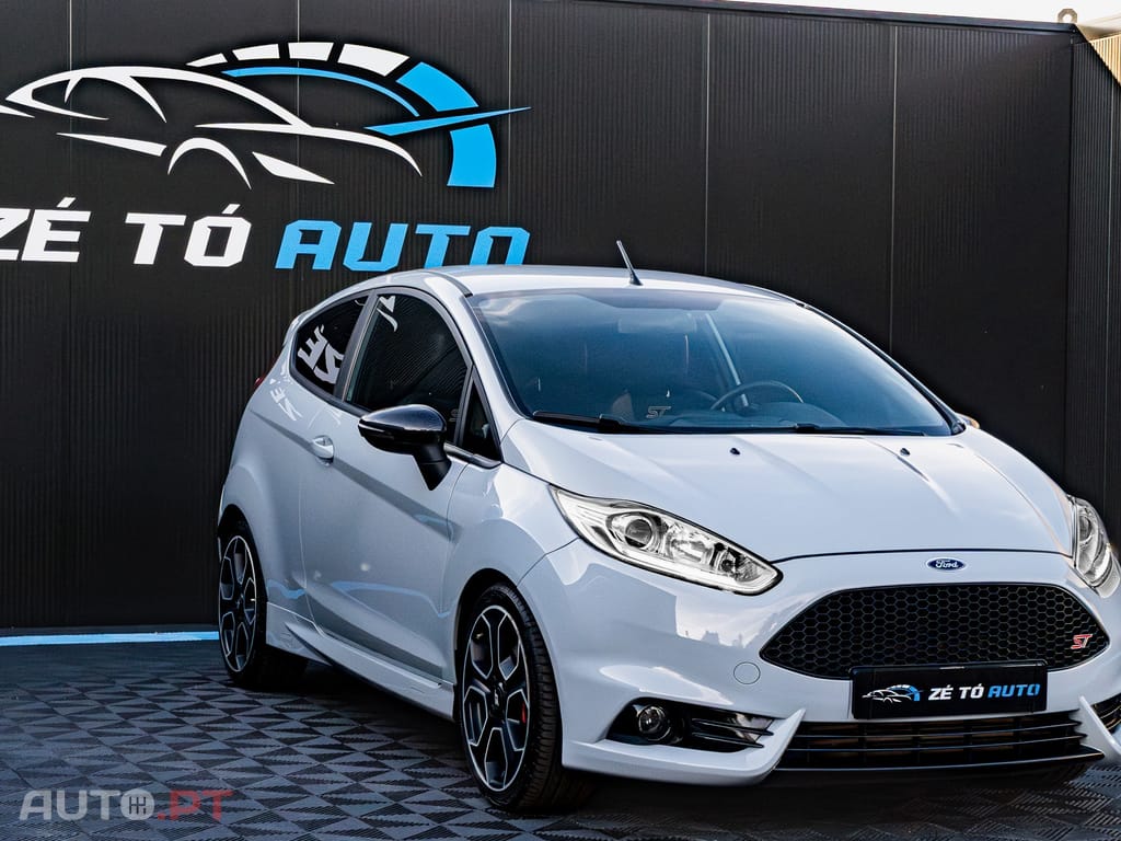 Ford Fiesta ST 200
