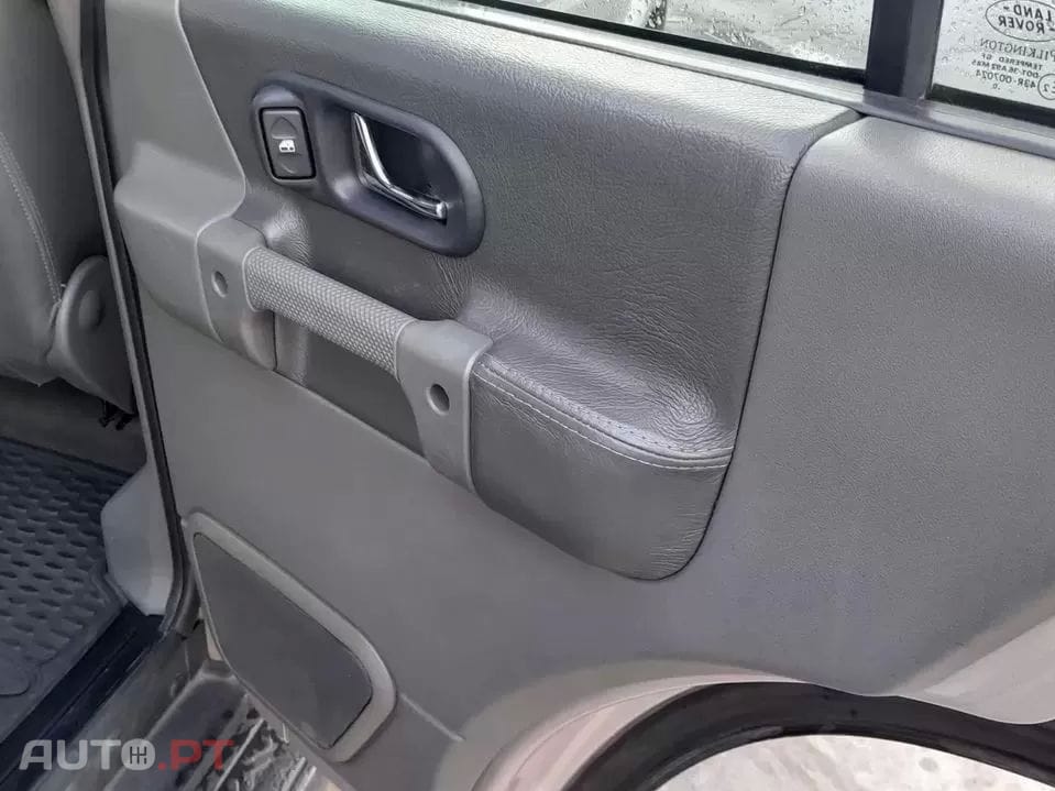 Land Rover Discovery 2.5 Td5 S