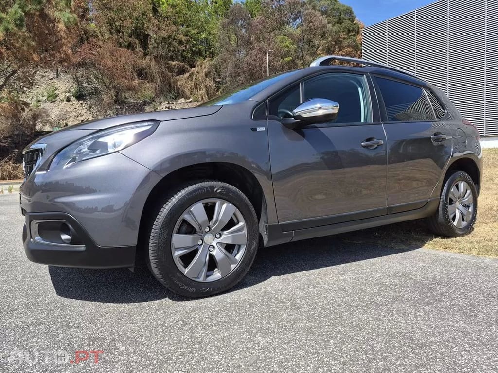 Peugeot 2008 1.2 PureTech Style