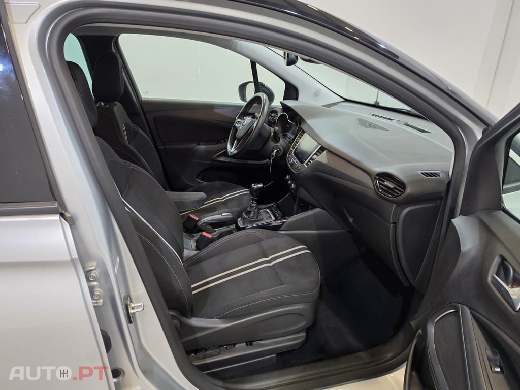 Opel Crossland 1.2 T Elegance