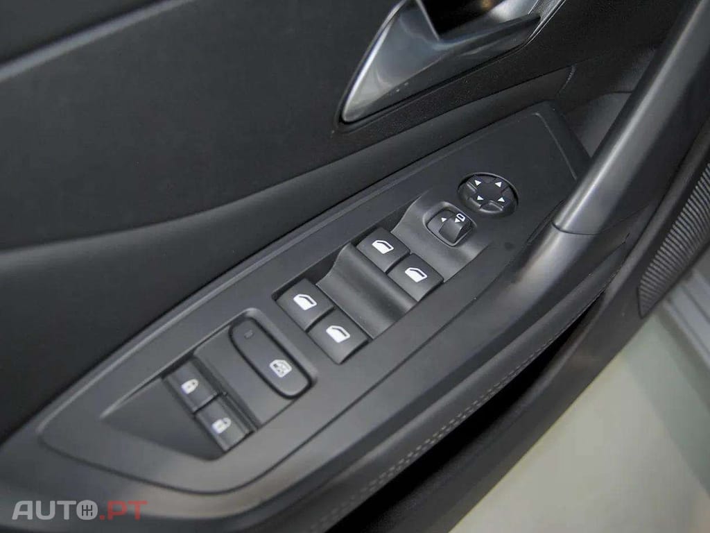 Peugeot 308 1.2 PureTech Allure