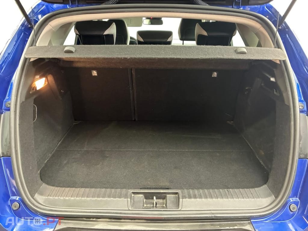 Renault Captur 1.6 E-Tech Plug-In Intens