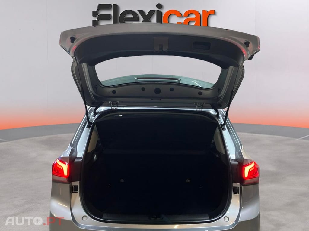 MG ZS 1.5 Hybrid+ Luxury