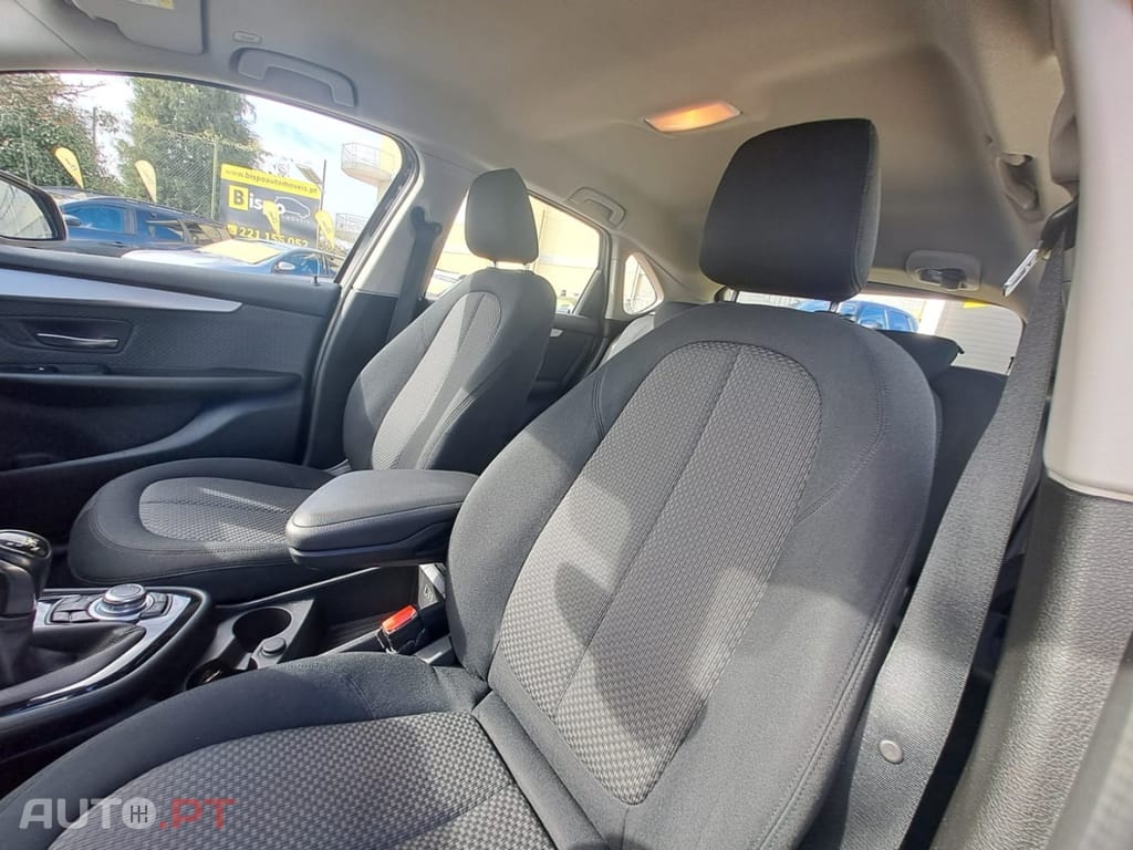 BMW 218 d Advantage