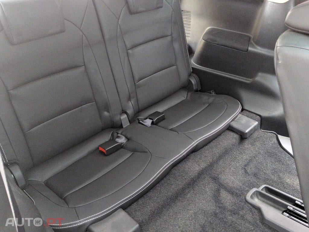 Nissan Qashqai +2 1.6 dCi Tekna Premium 18