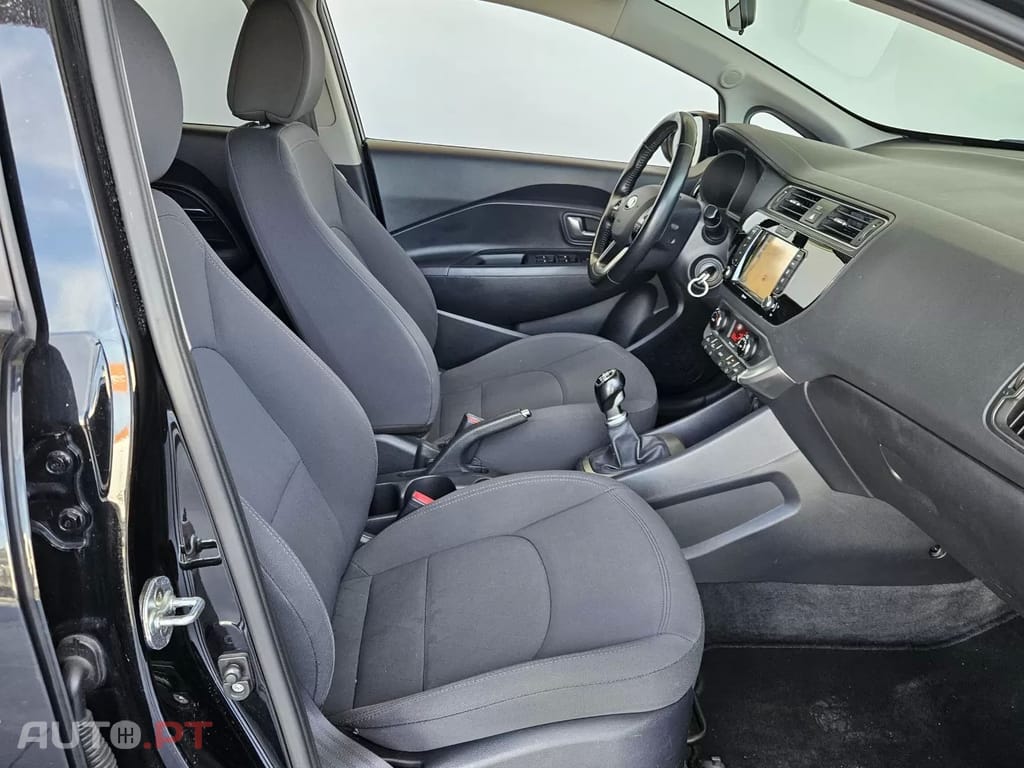 Kia Rio Eco dynamics
