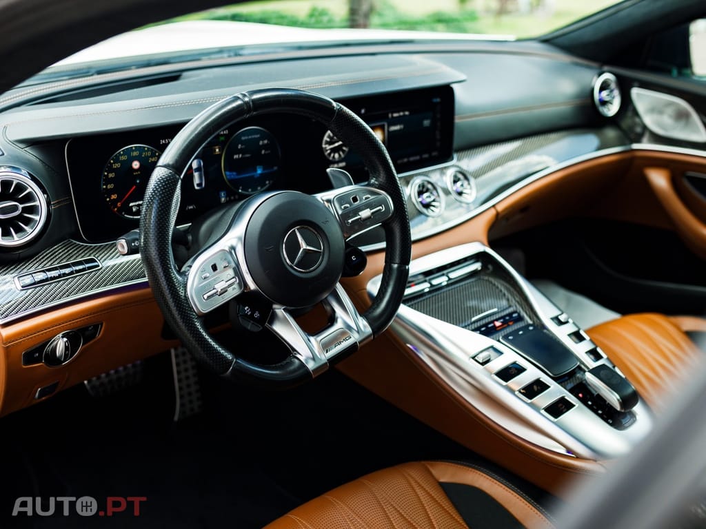 Mercedes-Benz AMG GT 63 s 4MATIC +