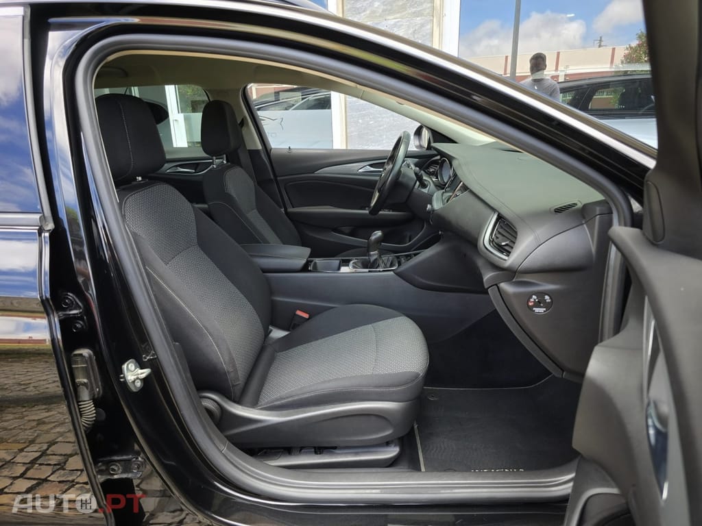 Opel Insignia 1.6 CDTi Business Edition