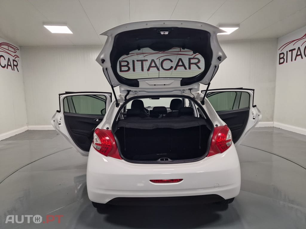 Peugeot 208 1.4 HDi Active