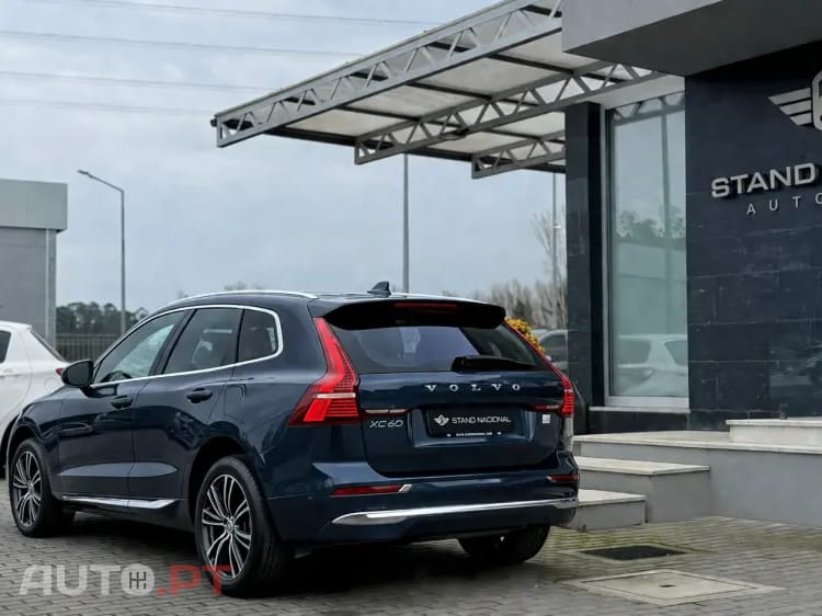 Volvo XC60 2.0 T6 PHEV Core AWD