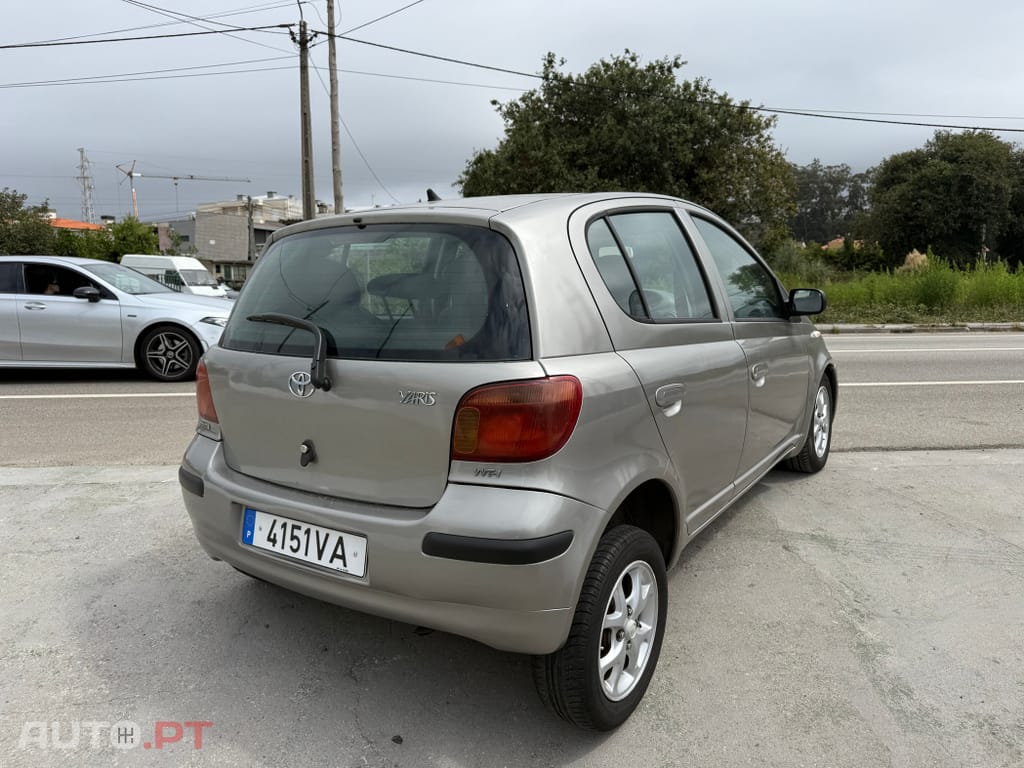 Toyota Yaris 1.0 Sol