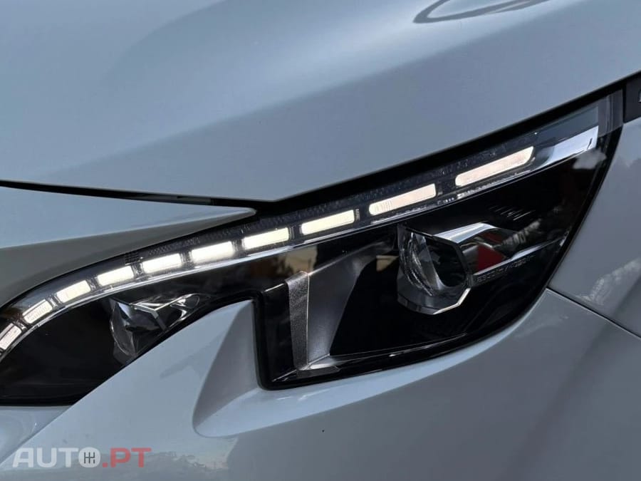 Peugeot 5008 1.5 BlueHDi GT LINE (EAT8)