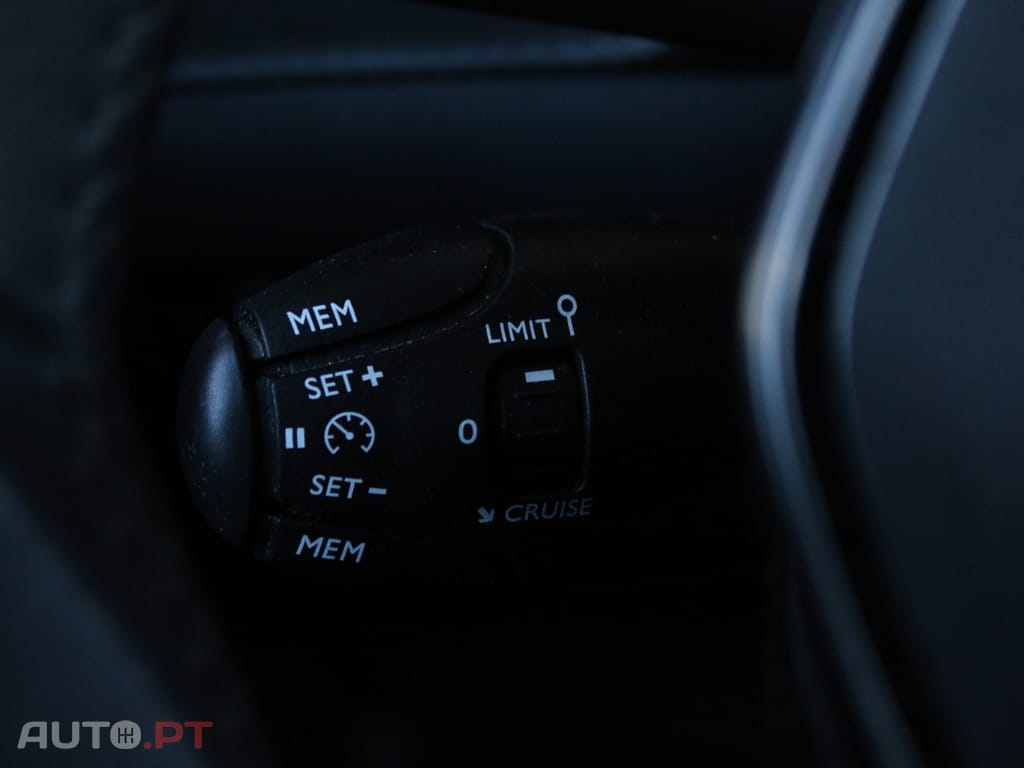 Peugeot E-208 50 kWh Active Pack