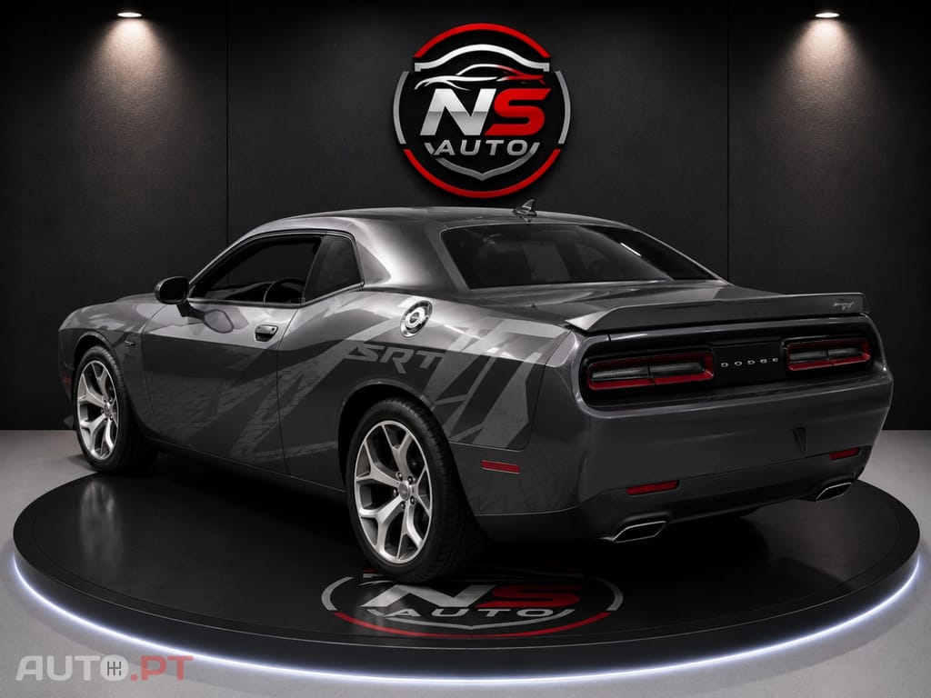 Dodge Challenger SXT