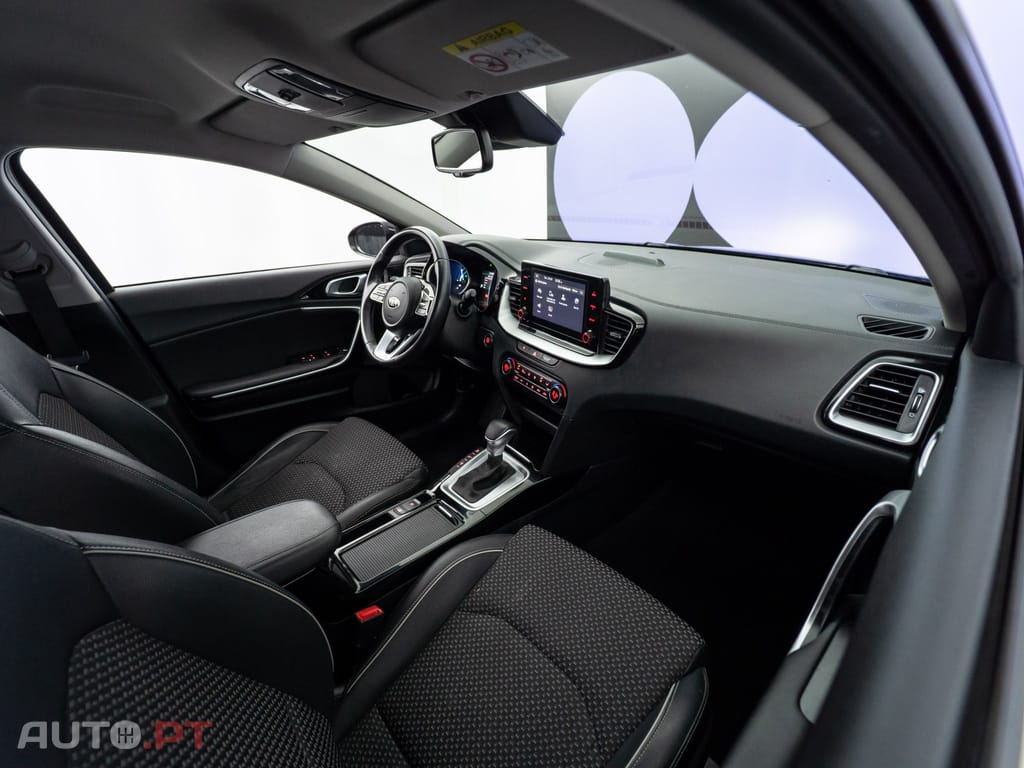 Kia Ceed SW 1.6 GDi PHEV Drive 6DCT