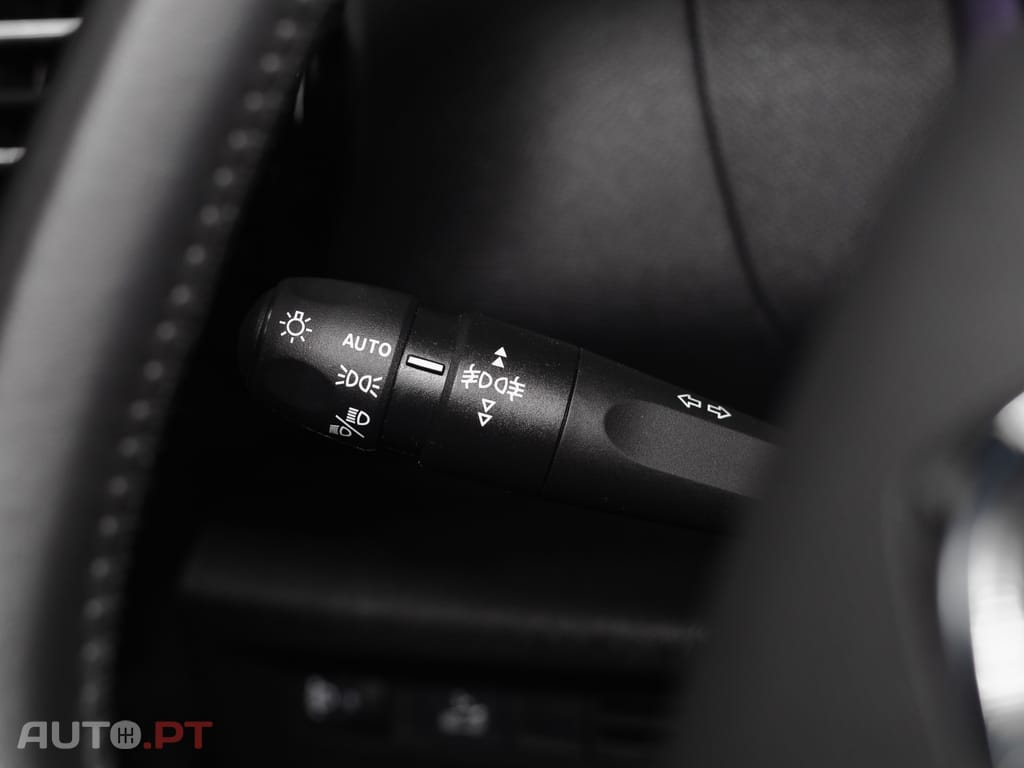 Citroen C4 X 1.2 PureTech Plus EAT8