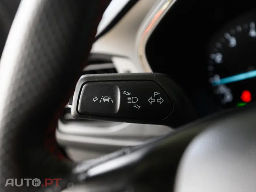 Ford Focus 1.0 EcoBoost MHEV ST-Line