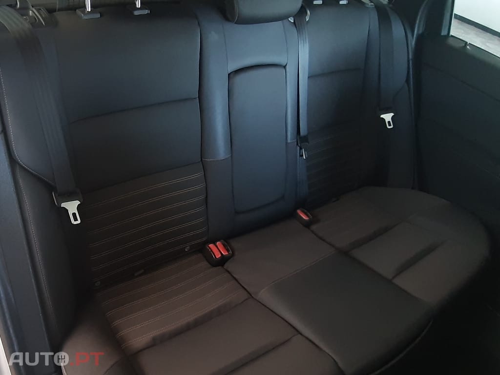 Volvo V50 Momentum 1.6D 110 CV
