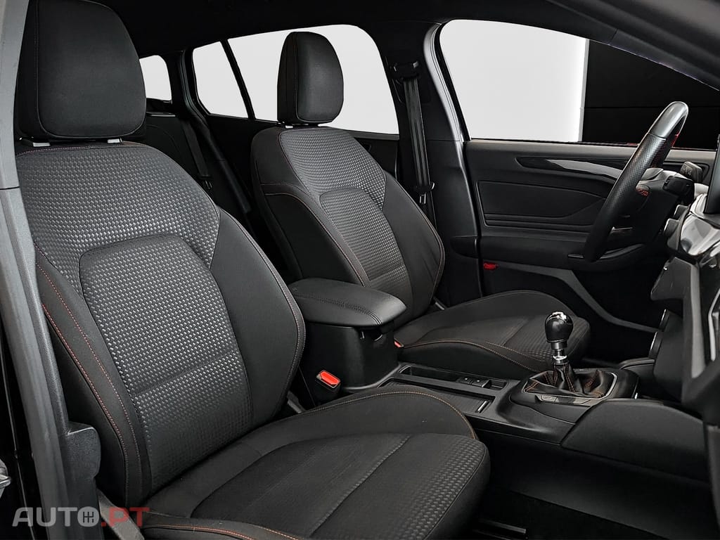 Ford Focus SW 1.0 Ecoboost Hybrid 125 cv SW ST-Line