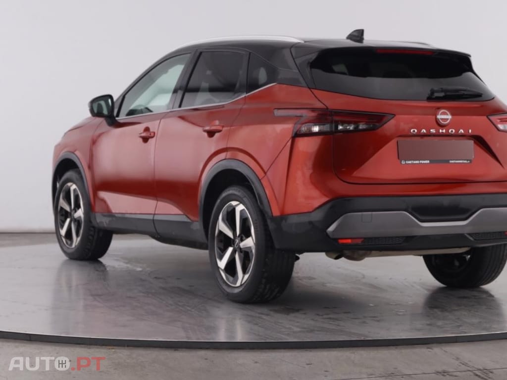 Nissan Qashqai 1.3 DIG-T N-Connecta 