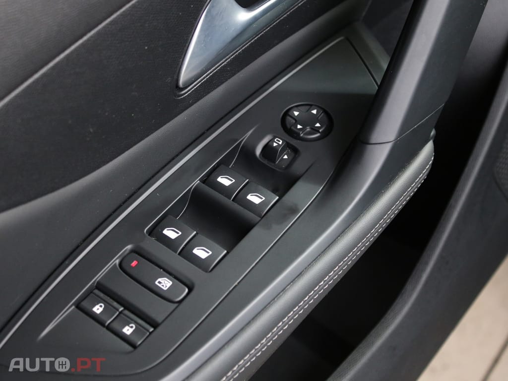 Peugeot 308 SW 1.2 PureTech Allure EAT8