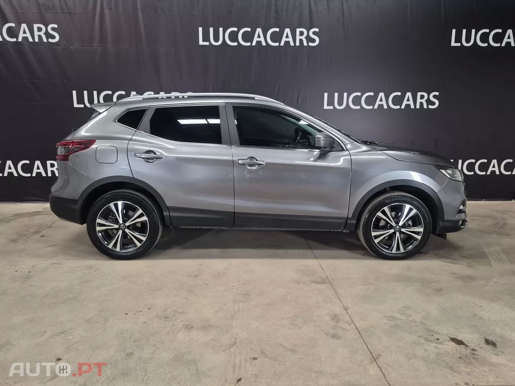 Nissan Qashqai 1.3 DIG-T N-Connecta LED+SKY